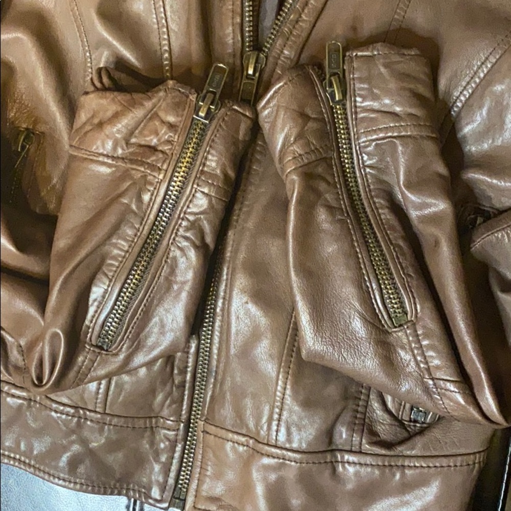 H&M - Picture 5 of 7